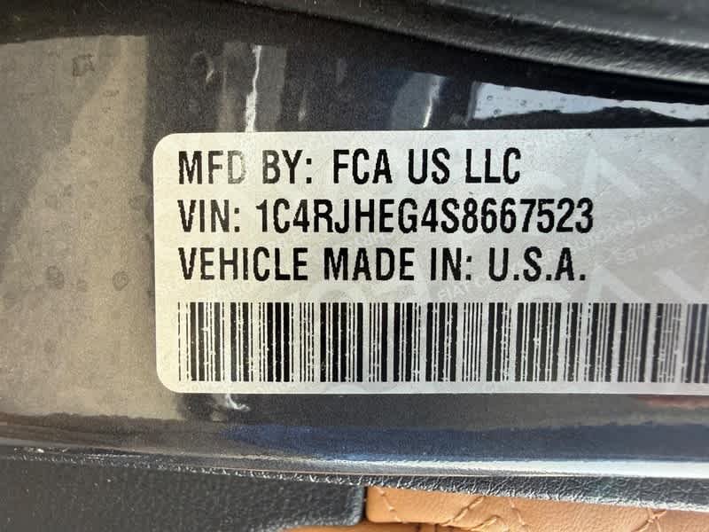 Used 2025 Baltic Gray Metallic Clearcoat Jeep Summit image 29