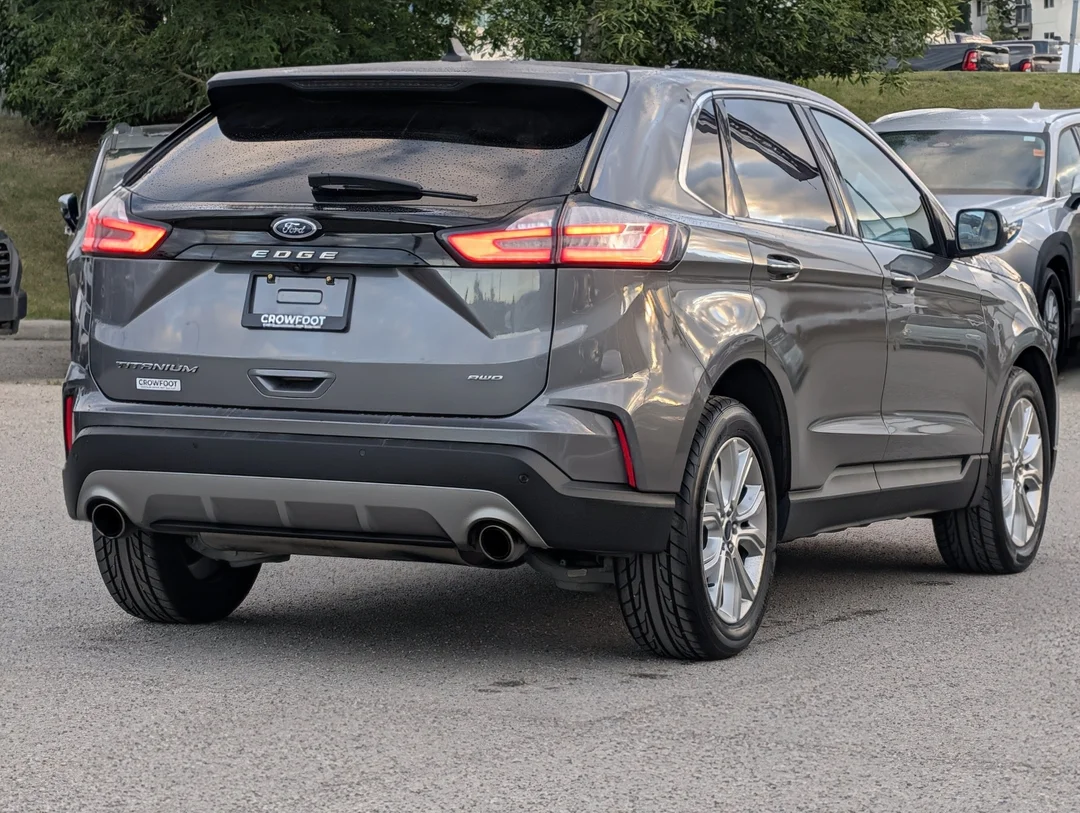 Used 2022 Grey Ford Titanium - AWD - Leather Seats - Parking Sensors - Blind Spot Monitor & More! image 8