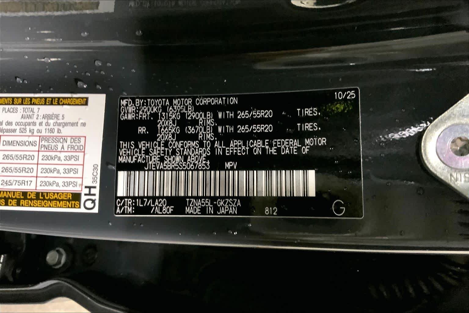 Used 2025 Underground Toyota Limited image 37