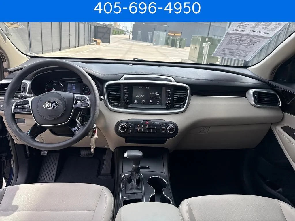 Pre-Owned 2020 Kia Sorento LX