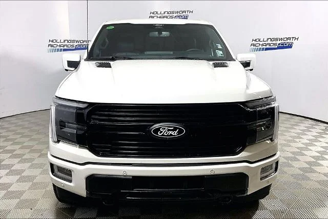Used 2025 White Metallic Ford Platinum image 28