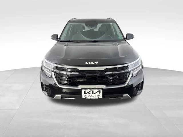 Used 2024 Black Kia SX image 3