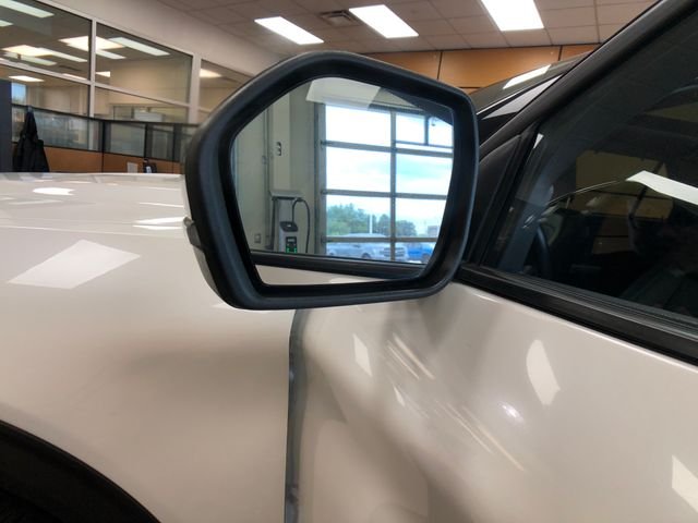 Certified Used 2022 White Metallic Ford Limited image 24