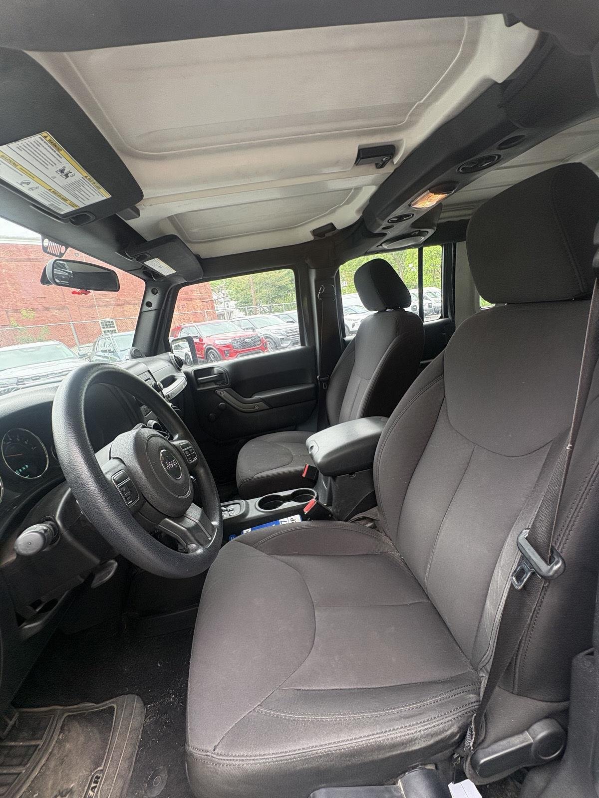 Used 2014 Anvil Clearcoat Jeep Sport image 15