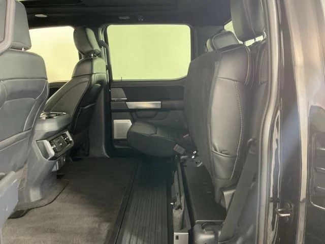 2024 Ford F-350 Super Duty Platinum - Photo 34