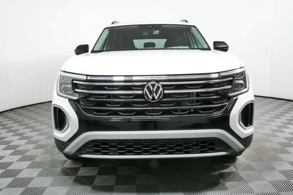 New 2026 Opal White Pearl Volkswagen 2.0T Peak Edition image 34