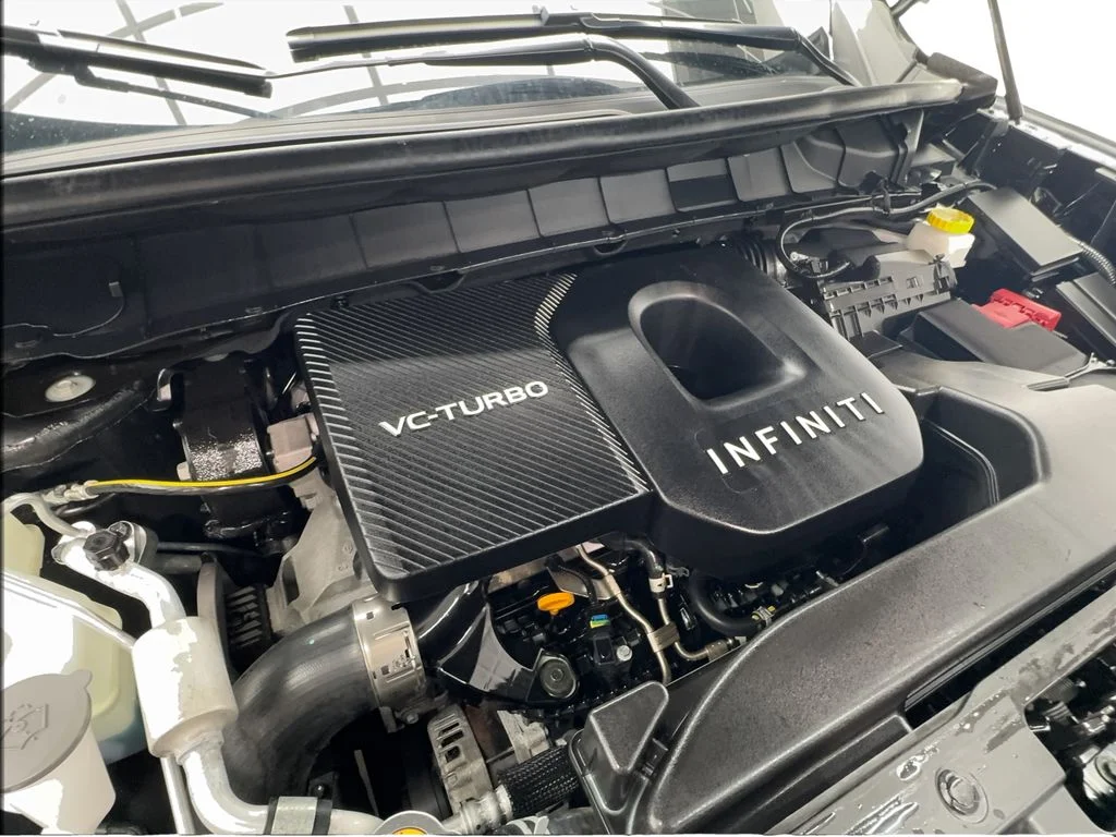 Used 2025 Gray INFINITI LUXE image 19