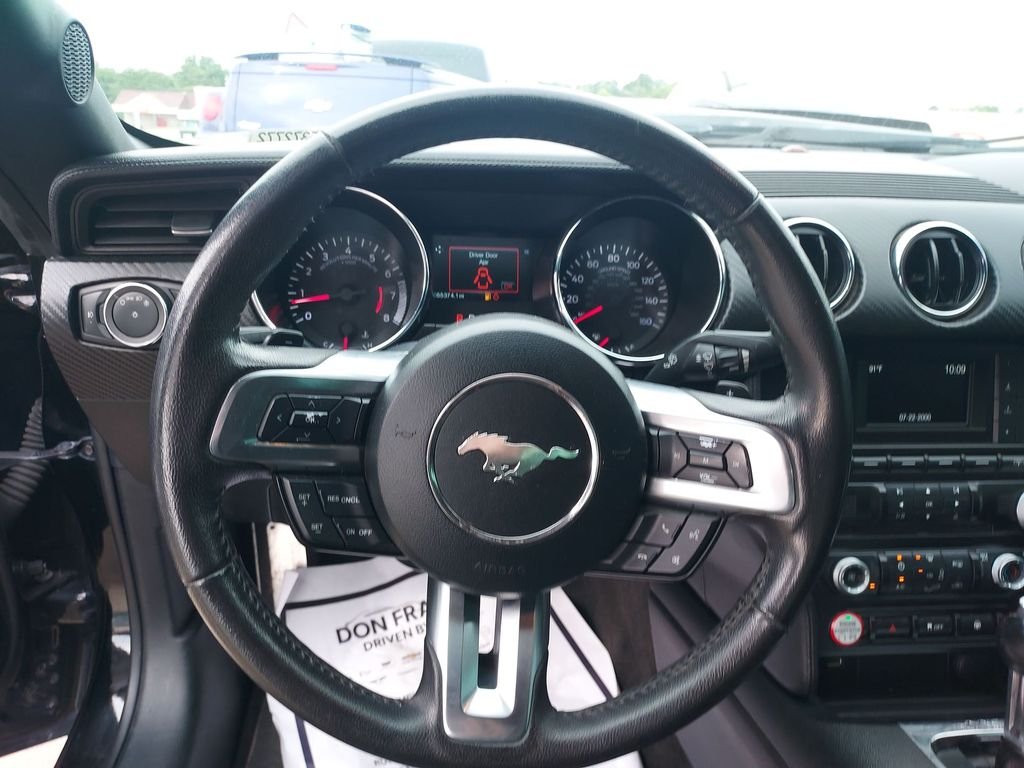 Used 2015 Black Ford V6 image 20