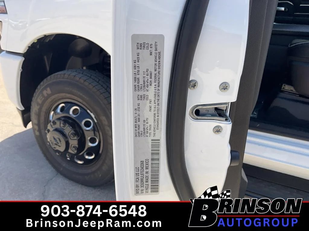 New 2026 Bright White Clearcoat Ram Laramie image 19