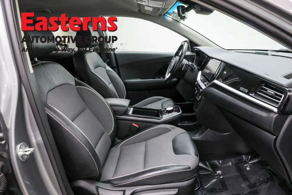 Used 2022 Gray Kia EX image 24