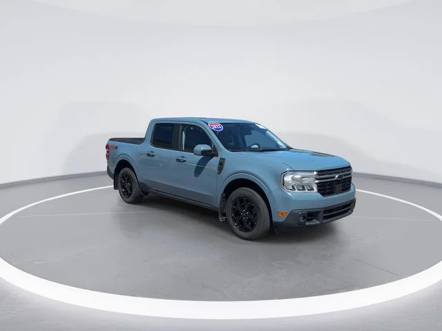 Used 2023 Blue Ford Lariat image 1