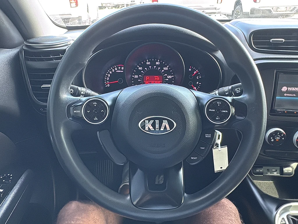 Used 2019 Titanium Gray Kia  image 20
