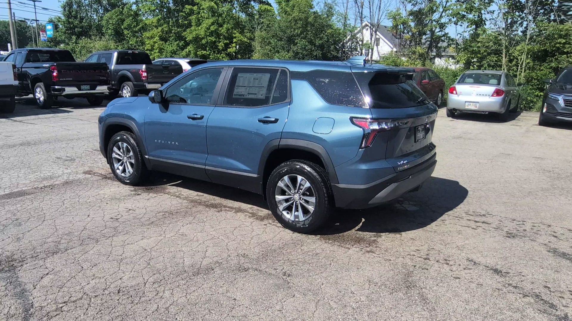 2027 Chevrolet Equinox photo 41 of 79