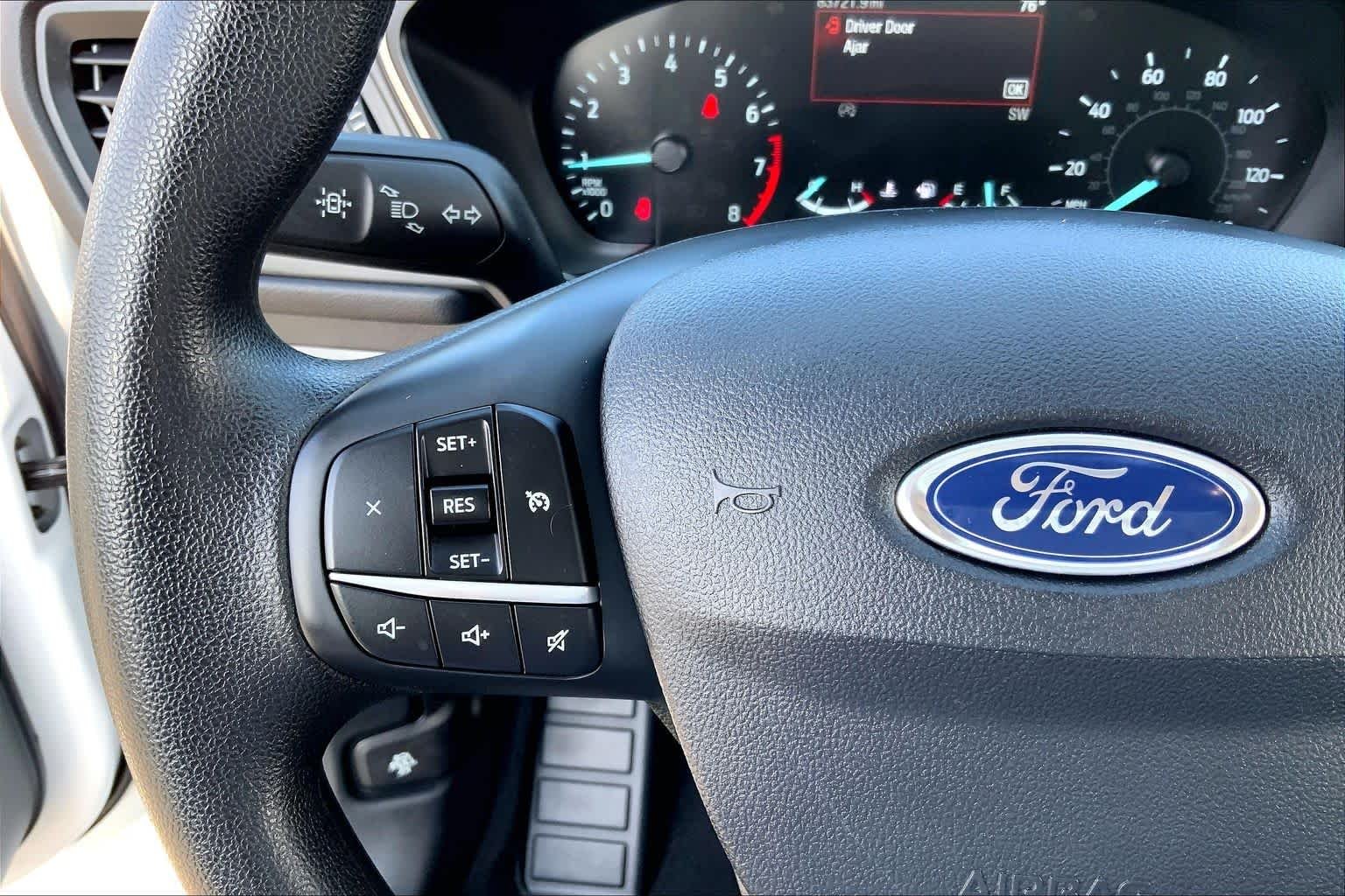 Certified Used 2021 Oxford White Ford SE image 20