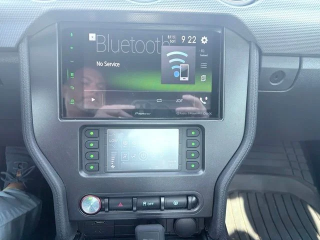 Used 2020 Black Ford GT image 18