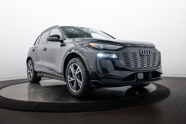 2027 Audi Q6 e-tron Premium Plus