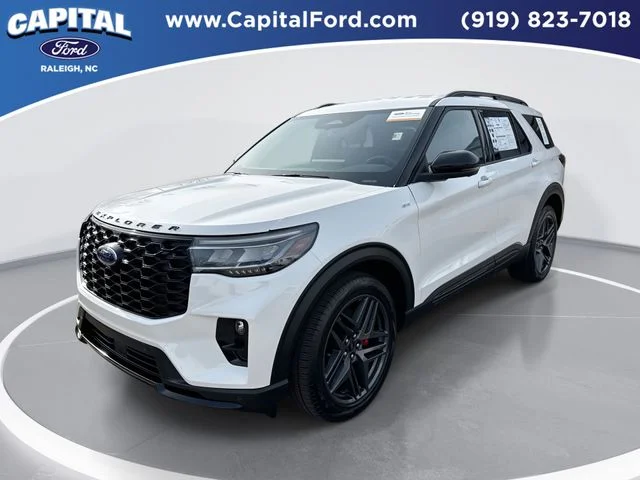 Used 2025 White Ford ST-Line image 1