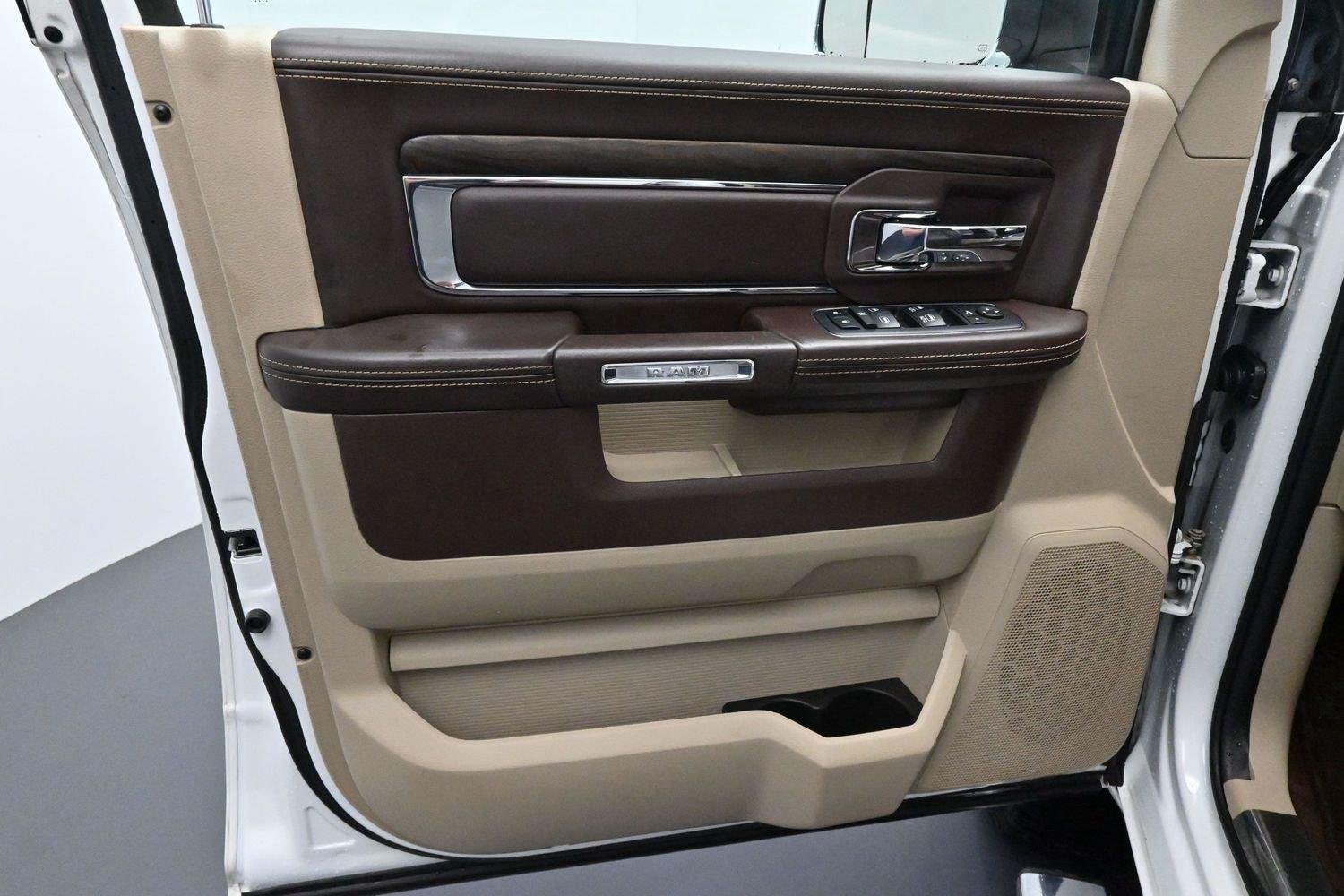 Used 2018 Bright White Clearcoat Ram Longhorn image 9