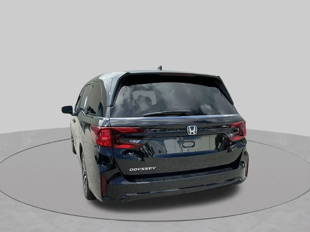 Used 2025  Honda EX-L image 4