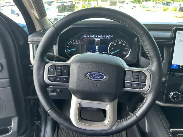 Used 2023 Black Ford XLT image 15