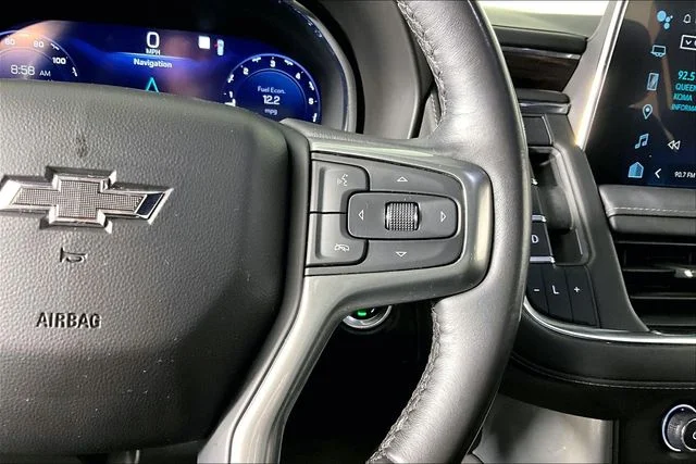 Used 2023 Black Chevrolet Z71 image 11