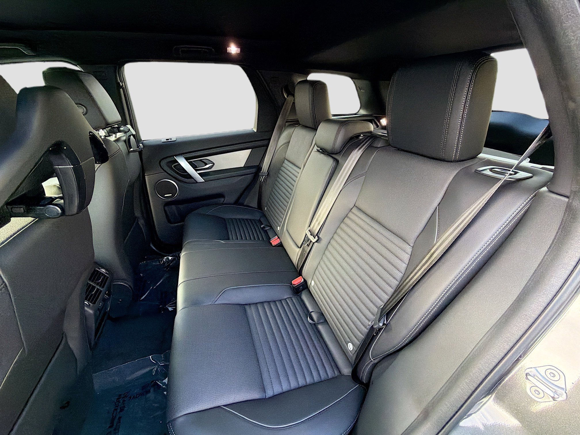 New 2026 Carpathian Grey LAND ROVER  image 20