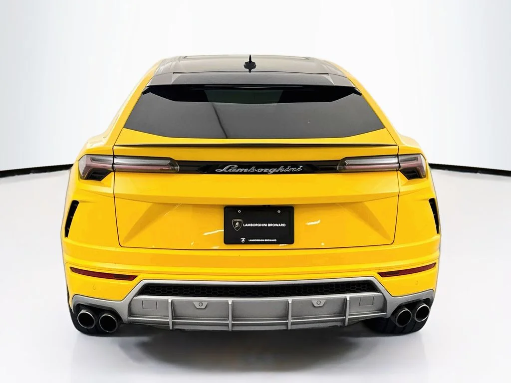 Used 2020 Gialllo Auge Lamborghini  image 6