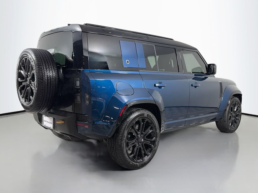 New 2026 Sargasso Blue Land Rover  OCTA image 5