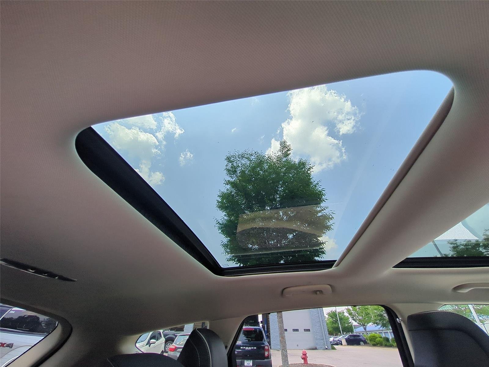 Used 2021 Gold Coast Silver Genesis  image 38