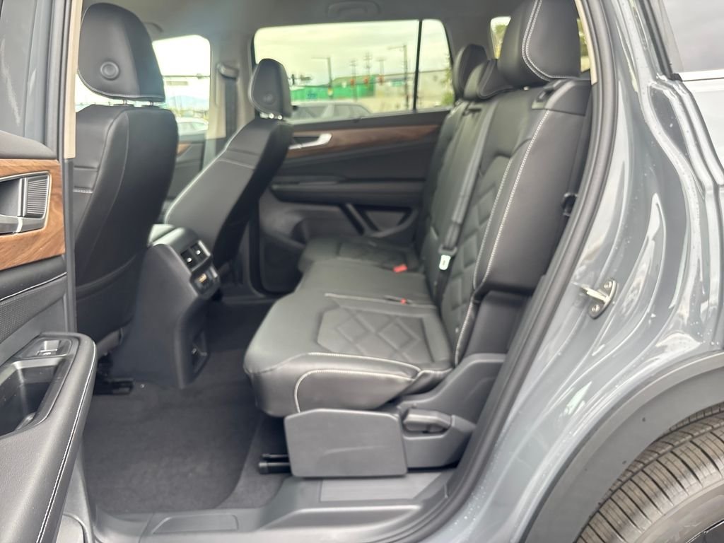 2026 Volkswagen Atlas SE w/Tech - Photo 24