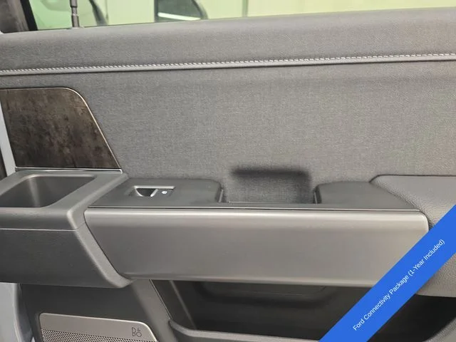 New 2026 Glacier Gray Metallic Tri-Coat Ford F-250® Lariat® image 18