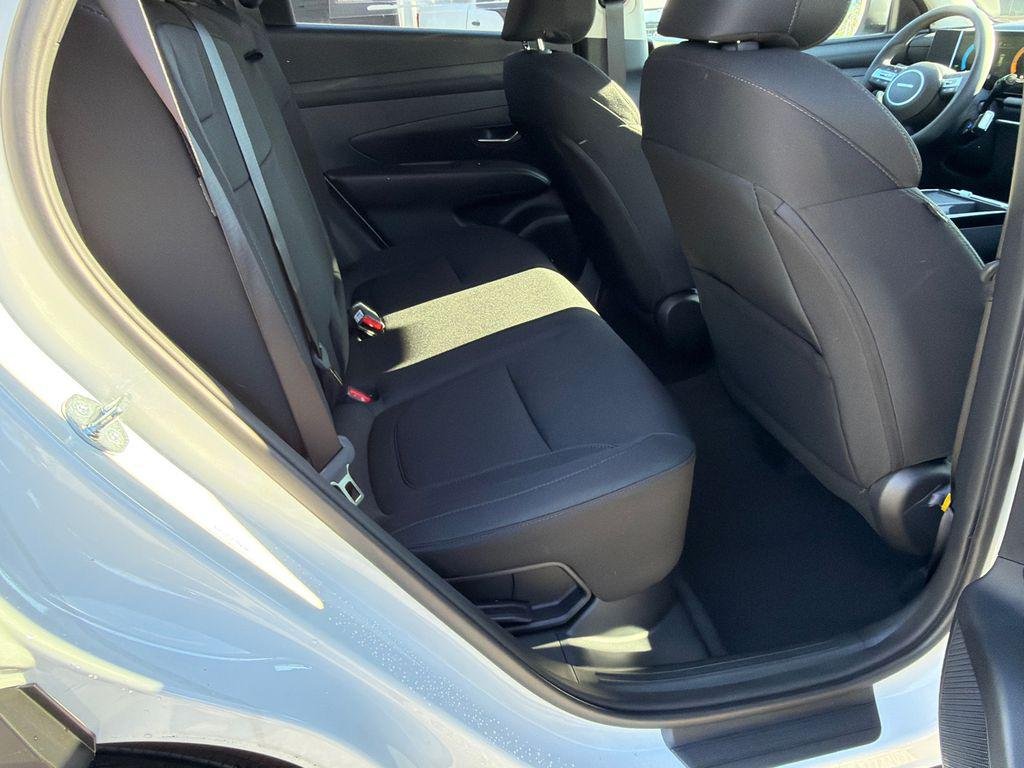 New 2026 White Hyundai SEL AWD image 15