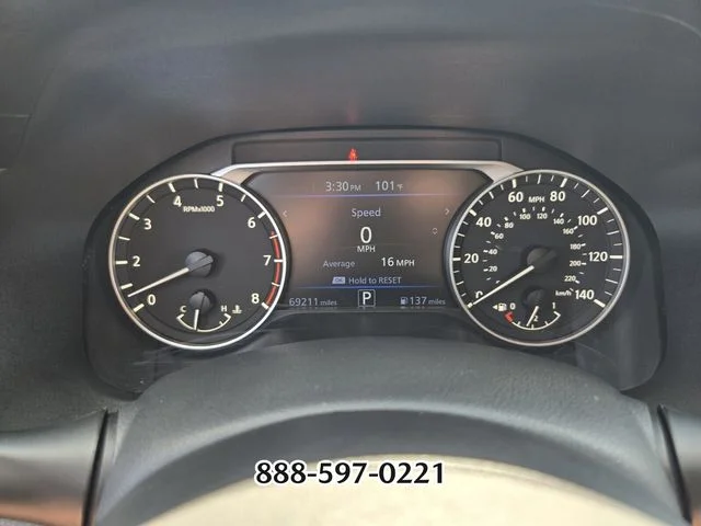 Used 2023 Gray Nissan 2.5 SV image 29