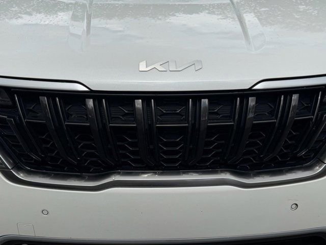 Used 2023 White Kia EX image 45