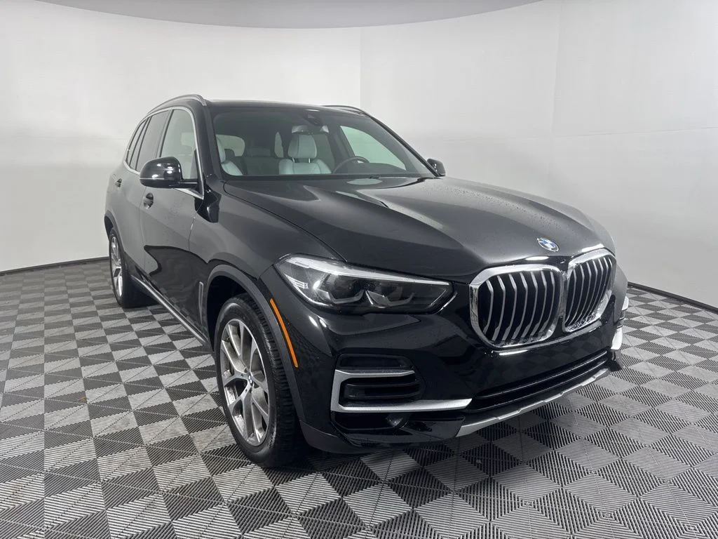 Certified Used 2023 Black BMW xDrive40i image 3