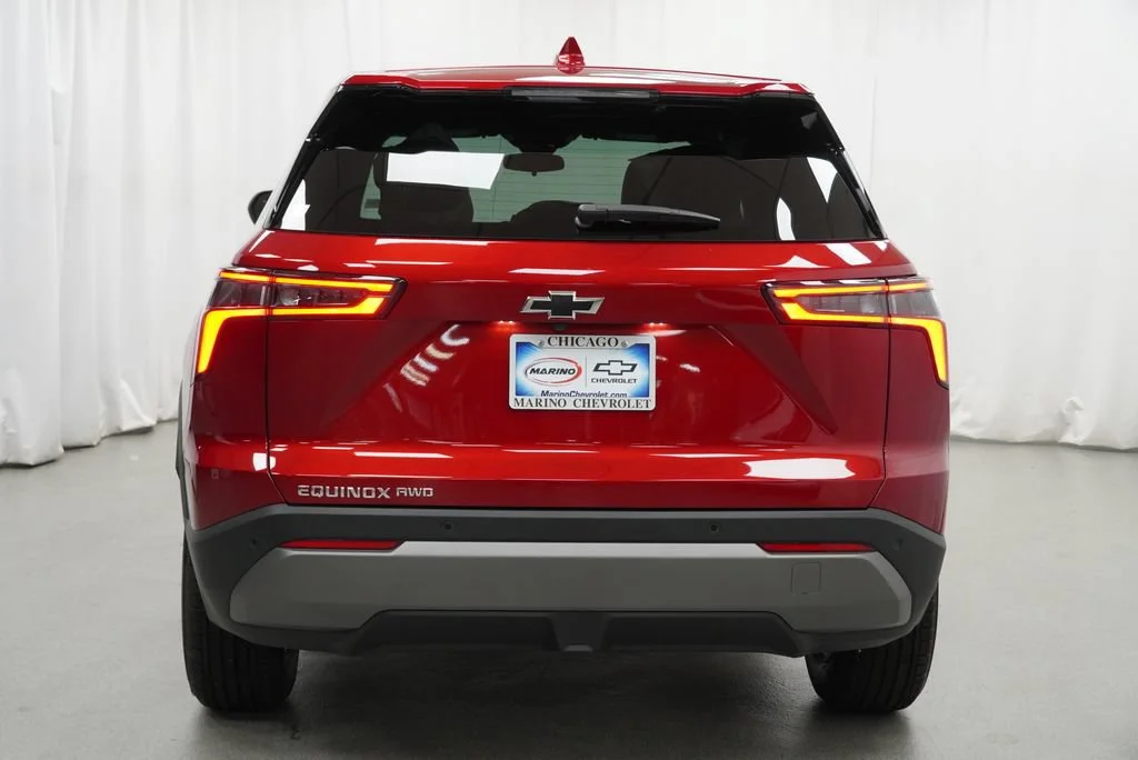 2027 Chevrolet Equinox LT - Photo 35