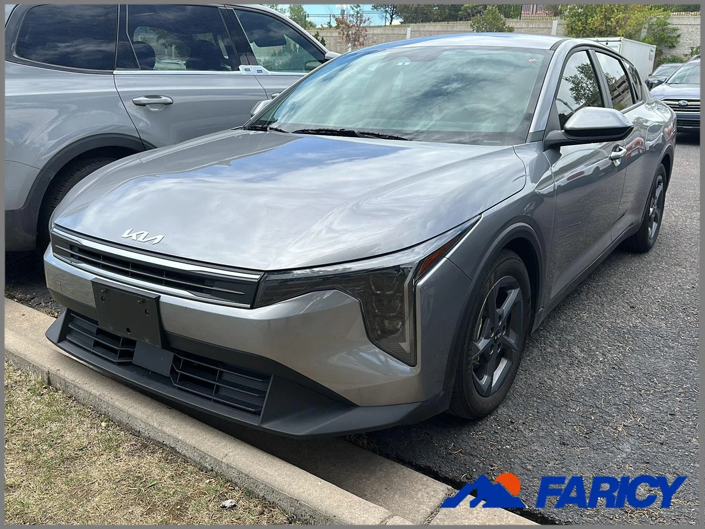 Used 2025 Steel Gray Kia LXS image 1