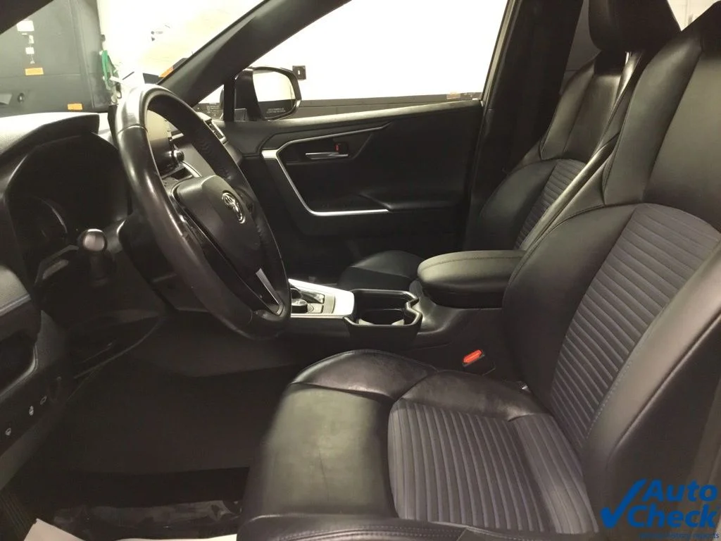 Used 2019 Silver Toyota XSE image 26
