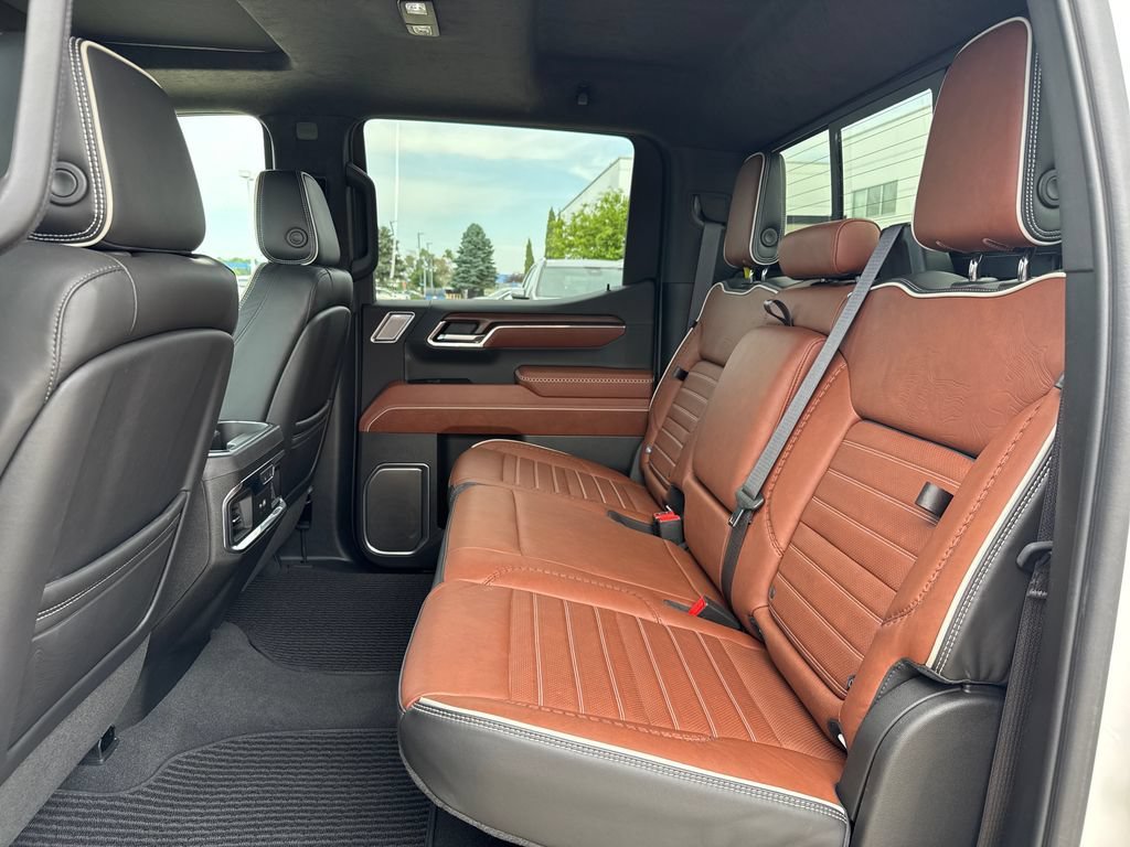 Used 2024 White Frost Tricoat GMC Denali Ultimate image 42