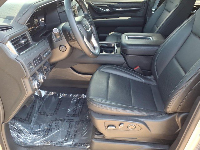 2024 GMC Yukon XL Denali - Photo 12