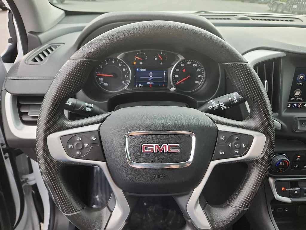 2022 GMC Terrain SLE - Photo 18