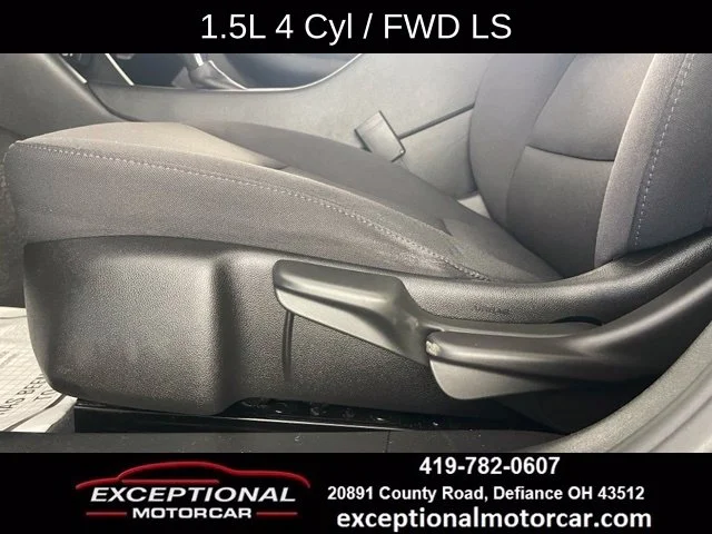 Used 2022 Black Chevrolet LS image 35