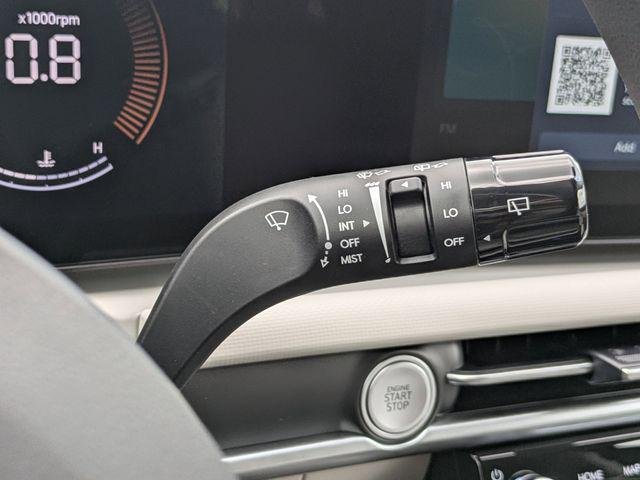 New 2026 Gray Hyundai SEL FWD image 31