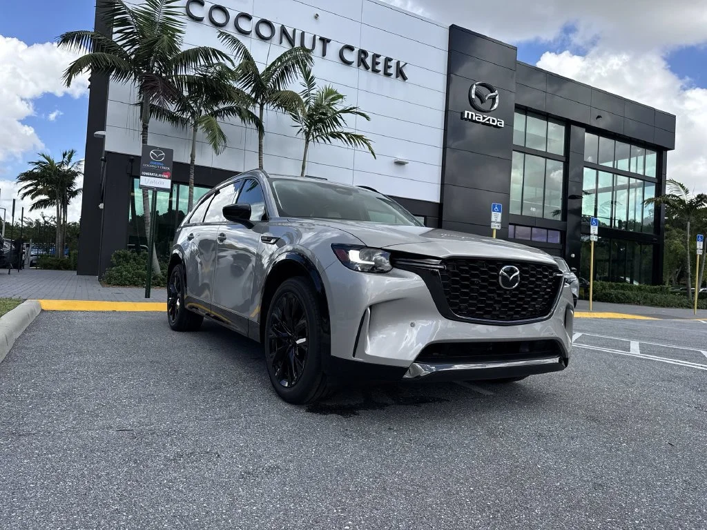 New 2026 Platinum Quartz Mazda 3.3 Turbo S Premium image 30