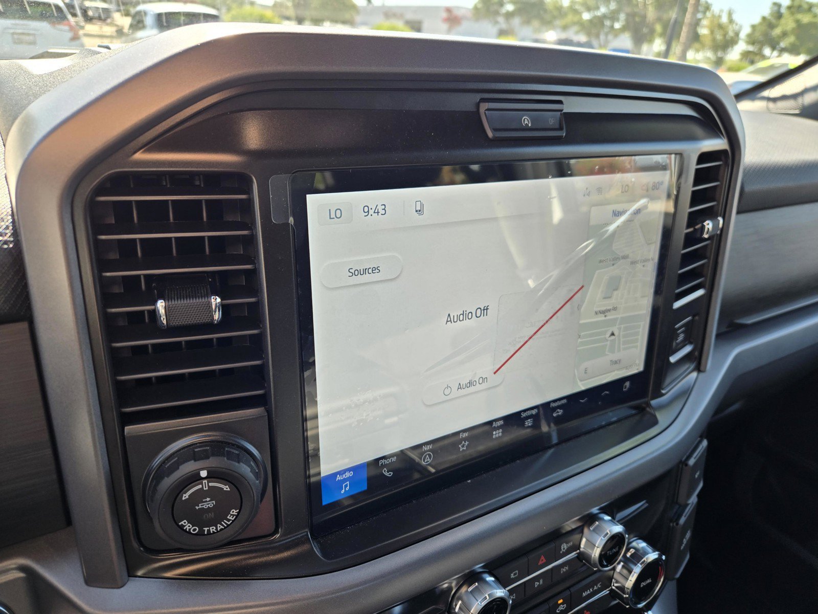 New 2026 Oxford White Ford XLT image 11