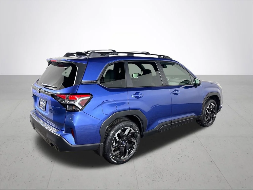 New 2026 DAYBREAK BLUE PEARL Subaru Limited image 6