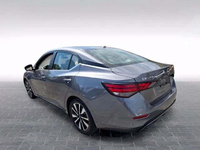 Used 2025 Gray Nissan SV image 5