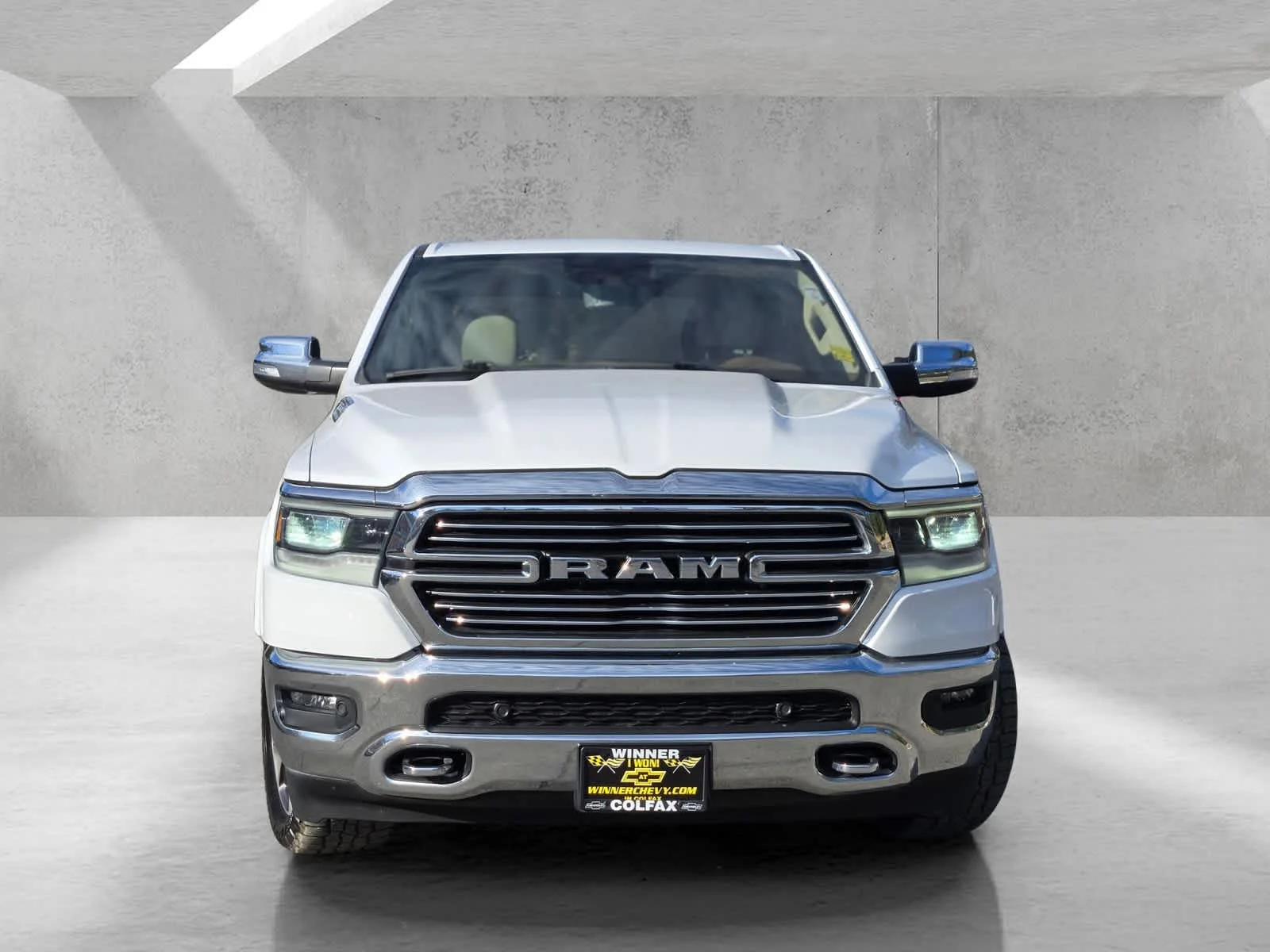 Used 2021  Ram Laramie image 2