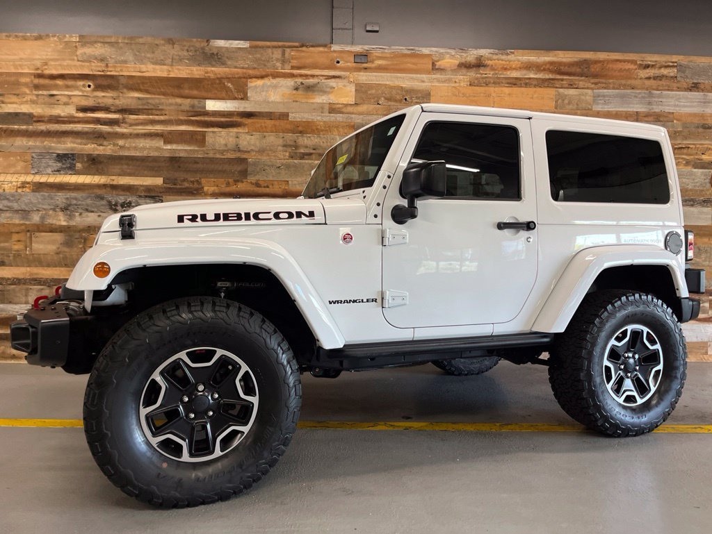Used 2017 Bright White Clearcoat Jeep Rubicon image 15