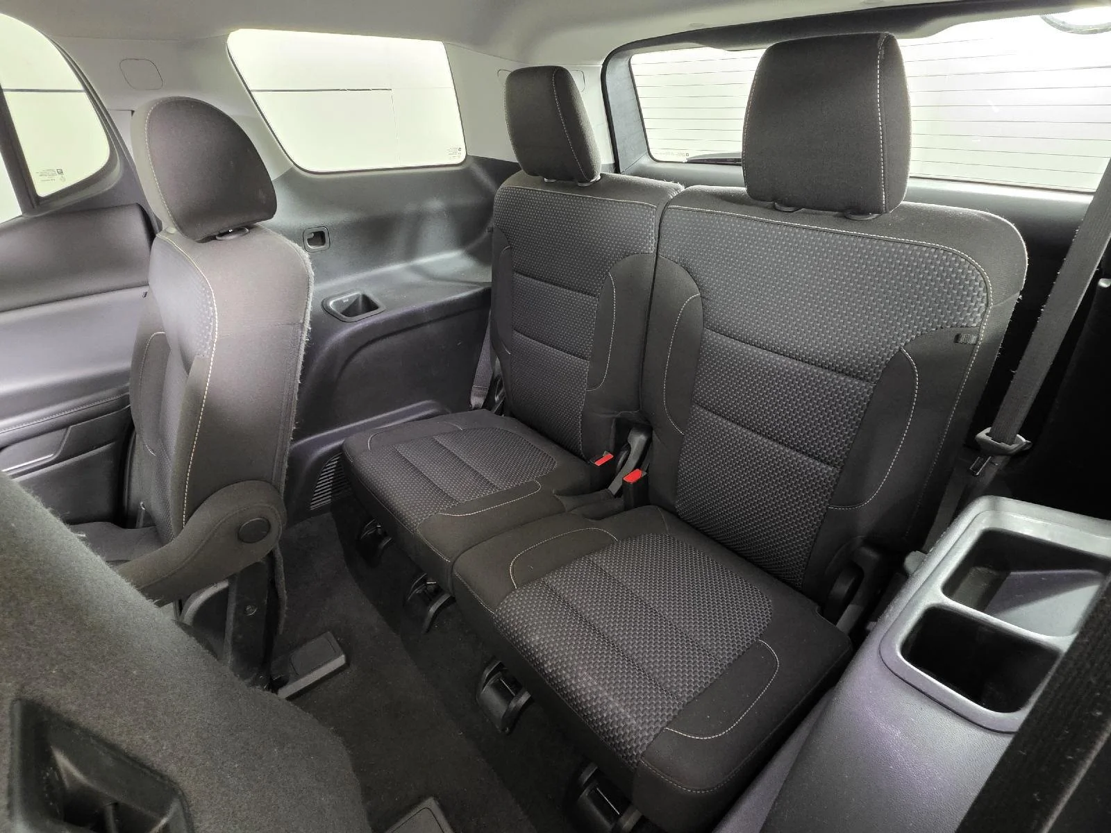 Used 2020 Smokey Quartz Metallic GMC SLE image 21